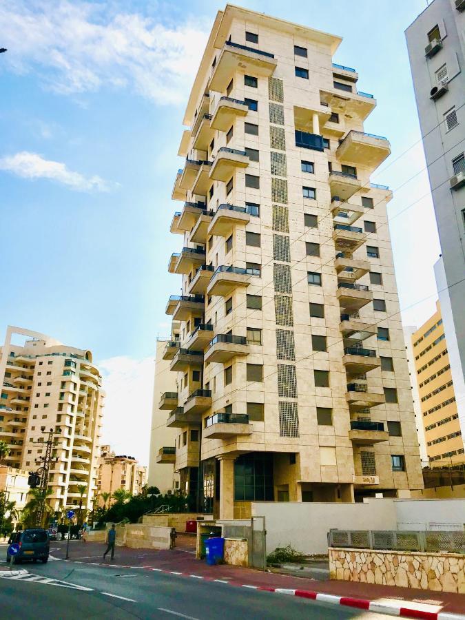 King David Apartment ネタニア エクステリア 写真